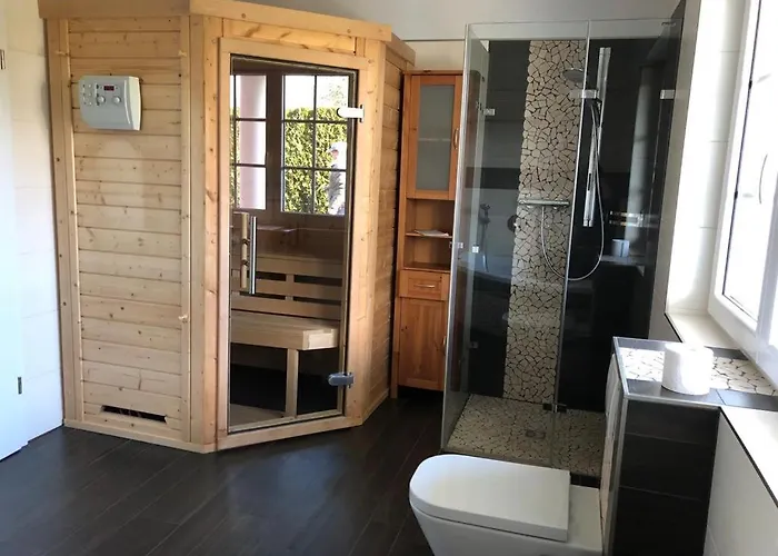 Seeliebe Mit Sauna Und Nur 50 Mtr. Bis Zum Senftenberg