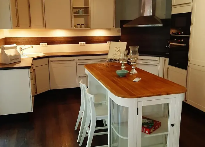 Seeliebe Mit Sauna Und Nur 50 Mtr. Bis Zum Senftenberg